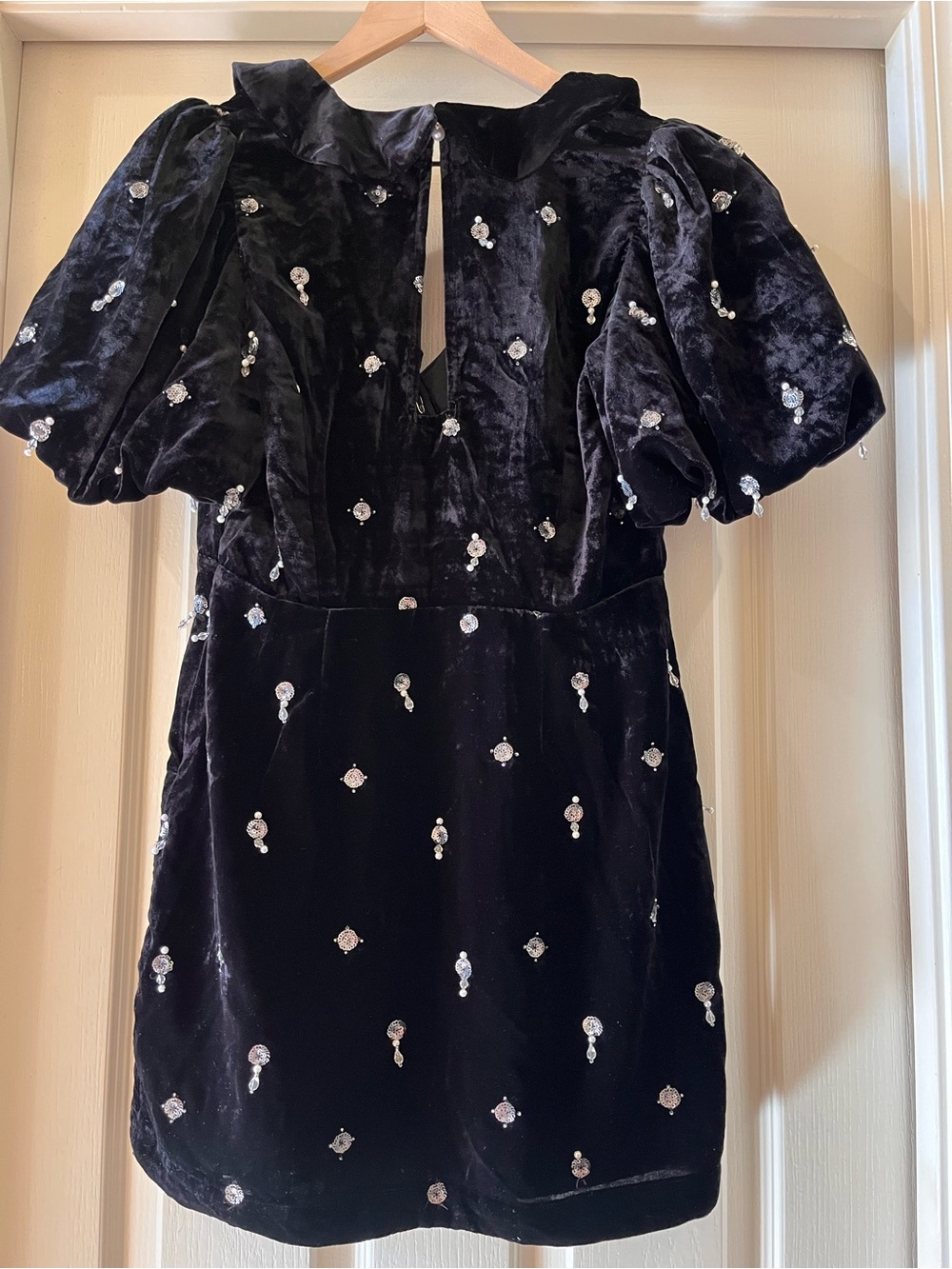 Anthropologie Maeve Black Luxe Velvet Dress Embellished Jewels Puff 8P Mini - Picture 5 of 9